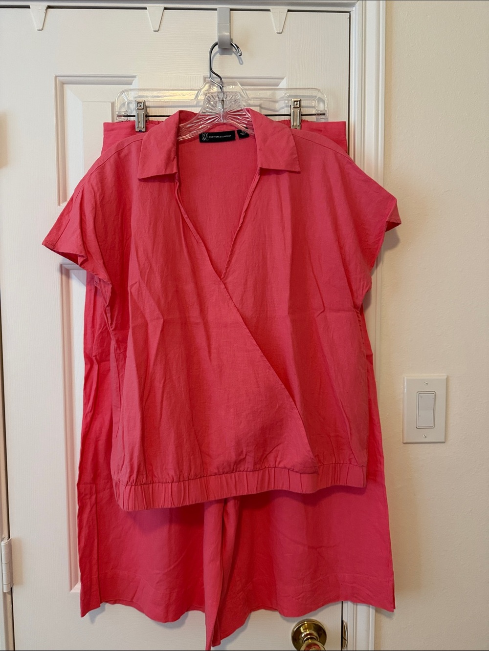 Women’s Short-Sleeve Wrap Top in Bright Pink and matching wide leg pants